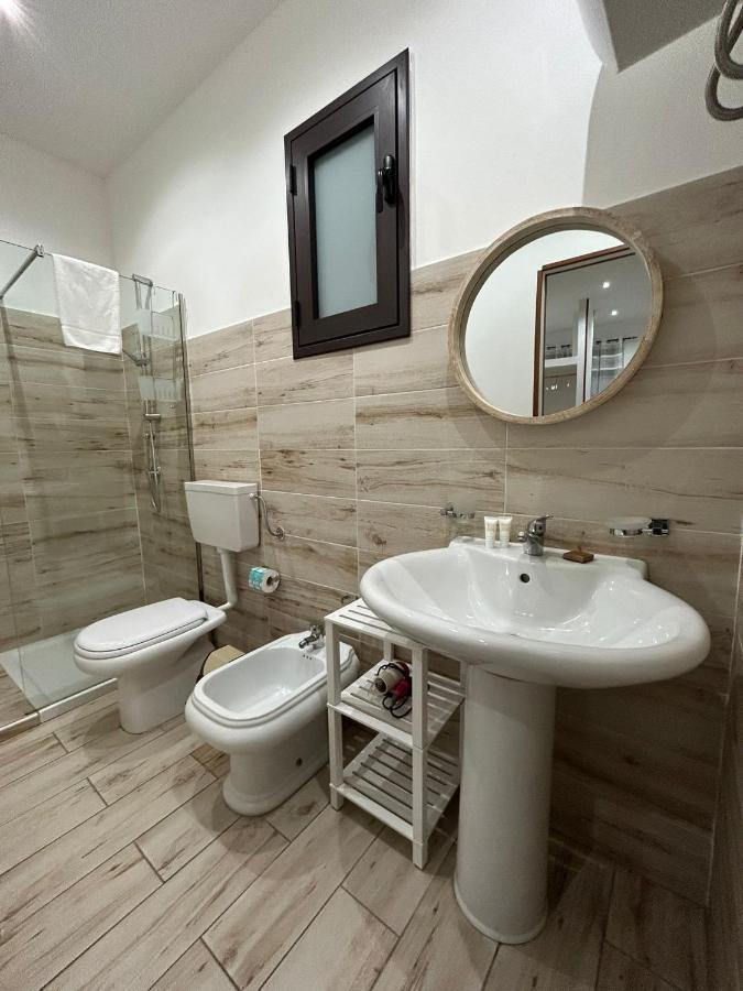 Lucia'S Rooms Syracuse Bagian luar foto